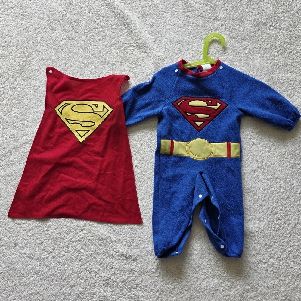 Rubie's Superman Classic Infant Costume Romper w/ Removable Cape, 6 Months